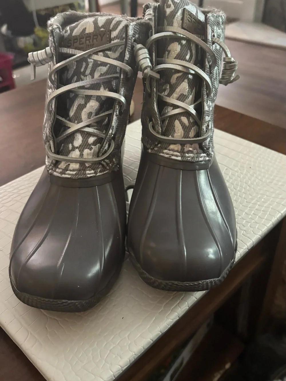 Sperry Gray Leopard Print Winter Rain Boots